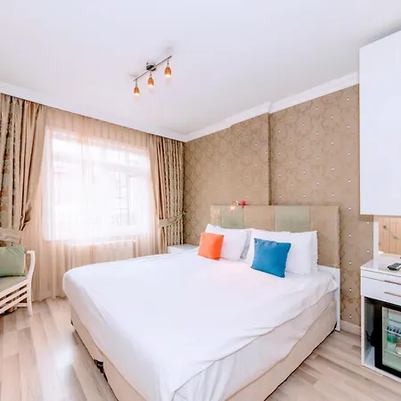 Walnut Shell Hotel