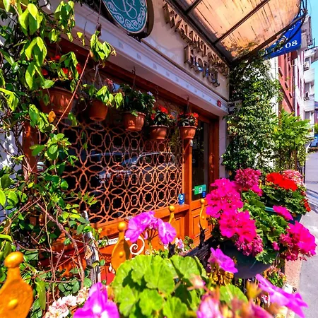 Walnut Shell 3* Estambul
