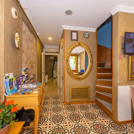 Walnut Shell 3* Istanbul