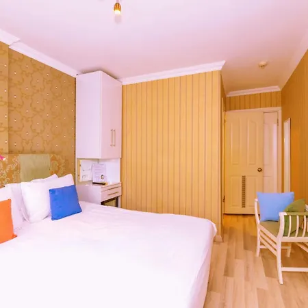 Hotel Walnut Shell 3*