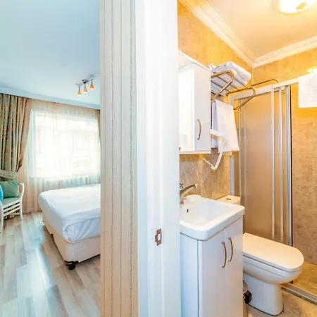 Walnut Shell Hotel