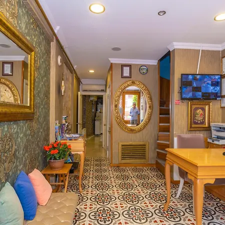 Walnut Shell 3* Istanbul