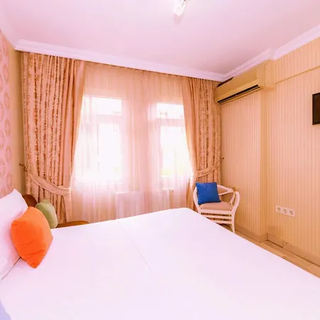 Walnut Shell Hotel
