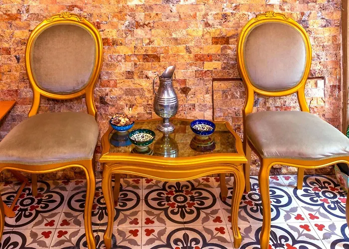 Hotel Walnut Shell 3*