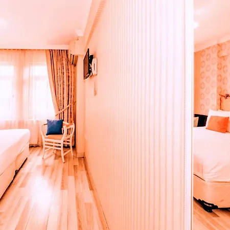 Walnut Shell 3* Istanbul