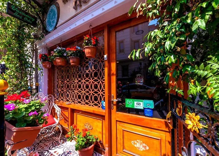 Walnut Shell Hotell 3*